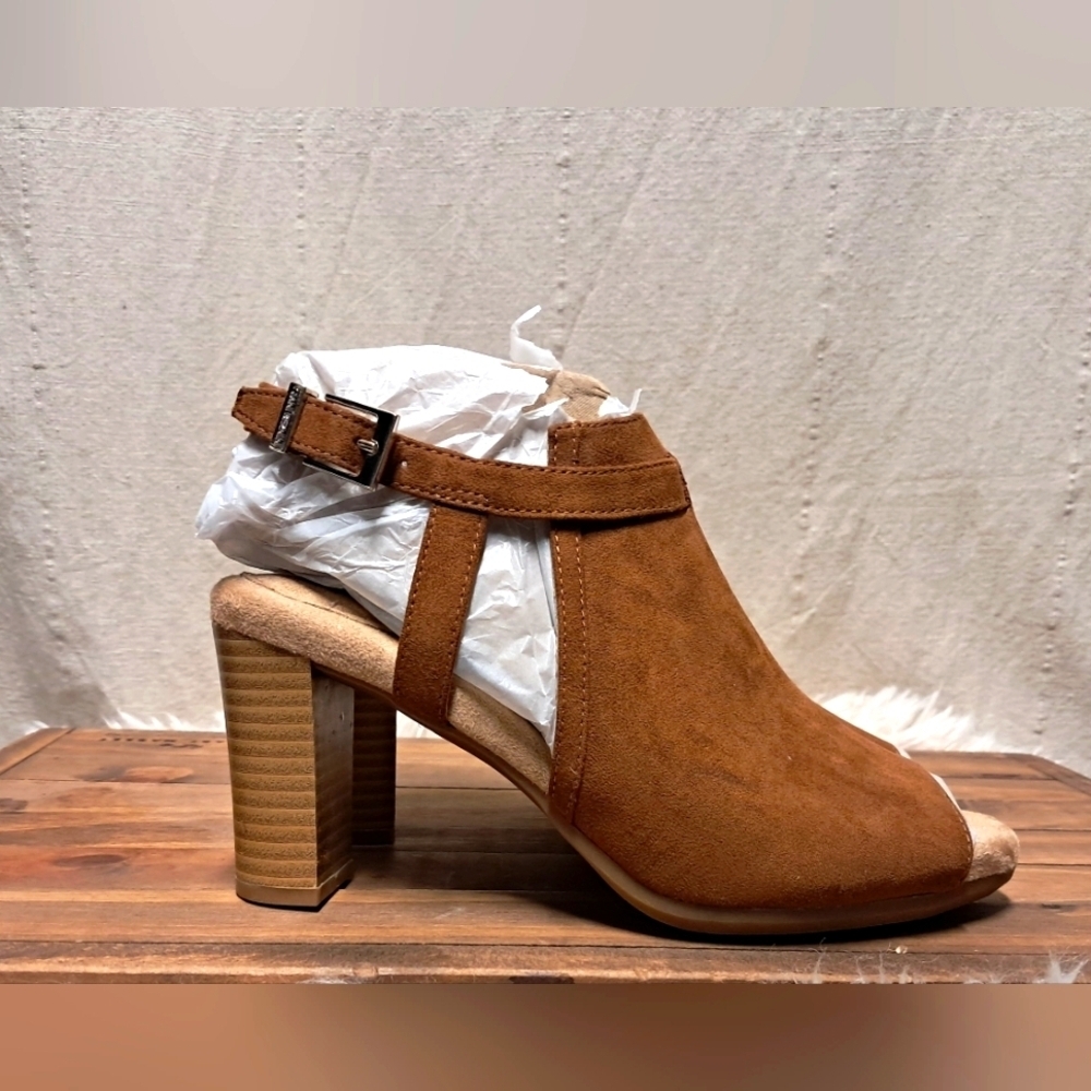 Giani Bernini Slingback Heeled Sandals NWT - Picture 6 of 7